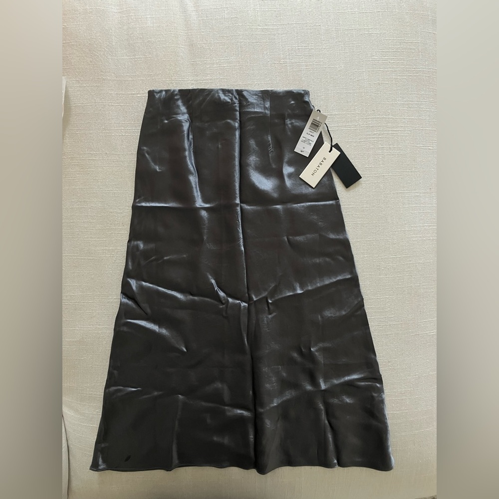 NEW Aritzia Babaton olive green shiny slip skirt 00